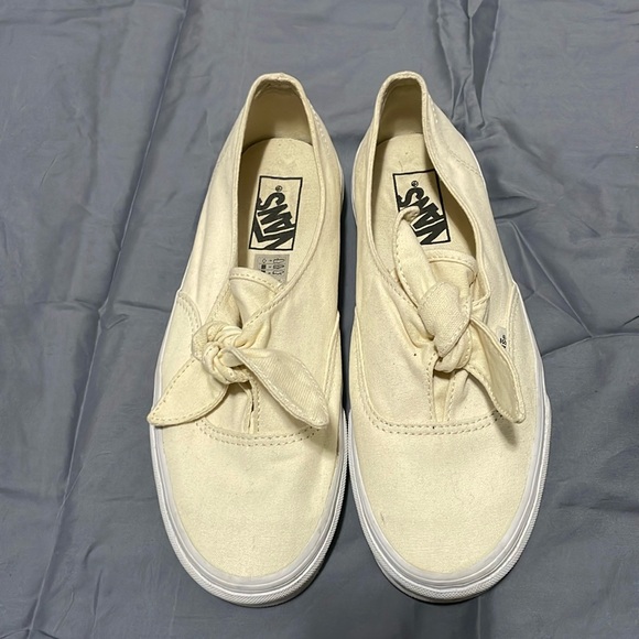 RARE KNOT CLASSIC VANS - Picture 1 of 5